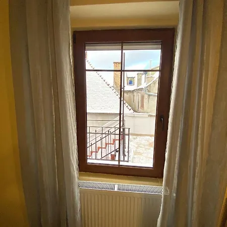 Republicii Apartment Брашов